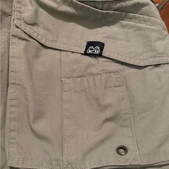 Nike 6.0 Cargo Shorts - Picture 3 of 8